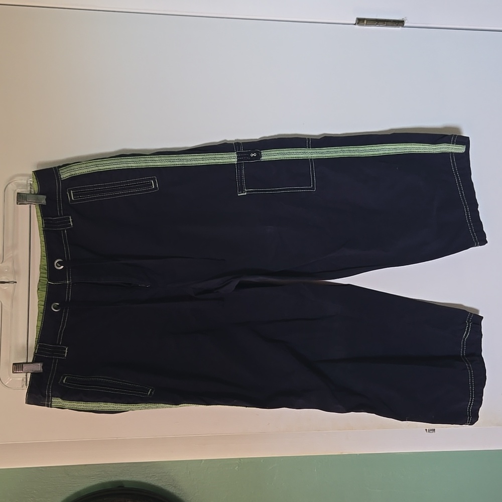 Active capri lg